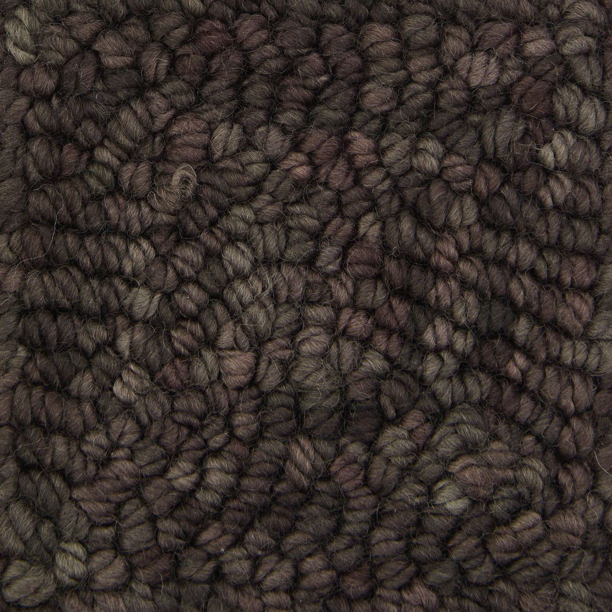 oxford-violet-jane-black-rhino-fil-laine-chin-gris-113g image 3