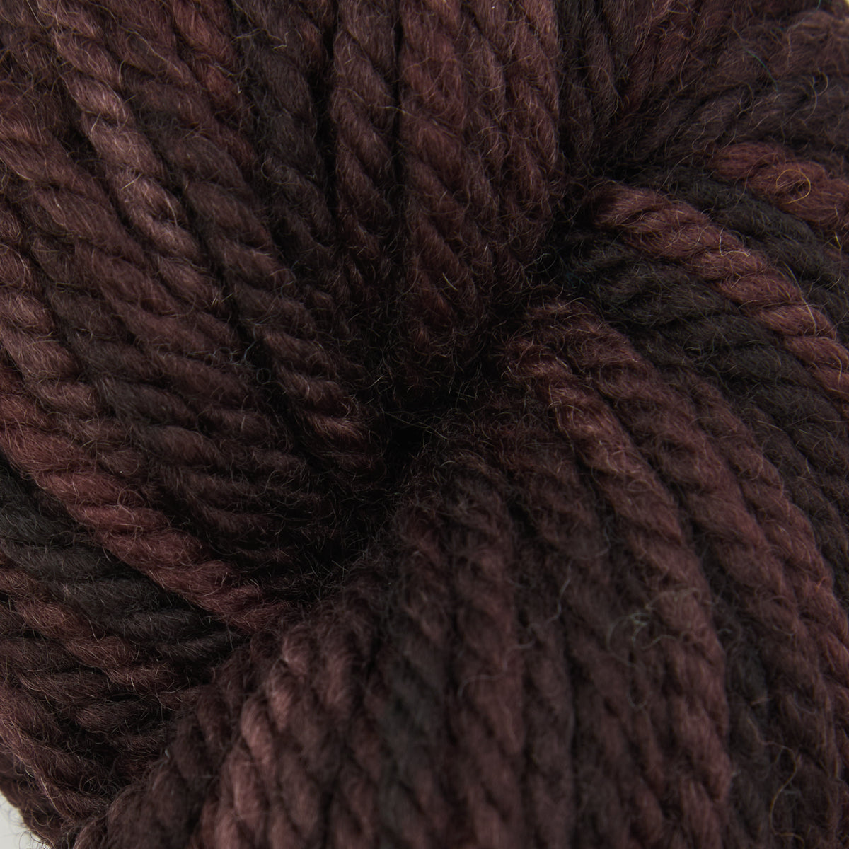 oxford-violet-jane-black-hollow-fil-tapis-marron-noir-chin image 1