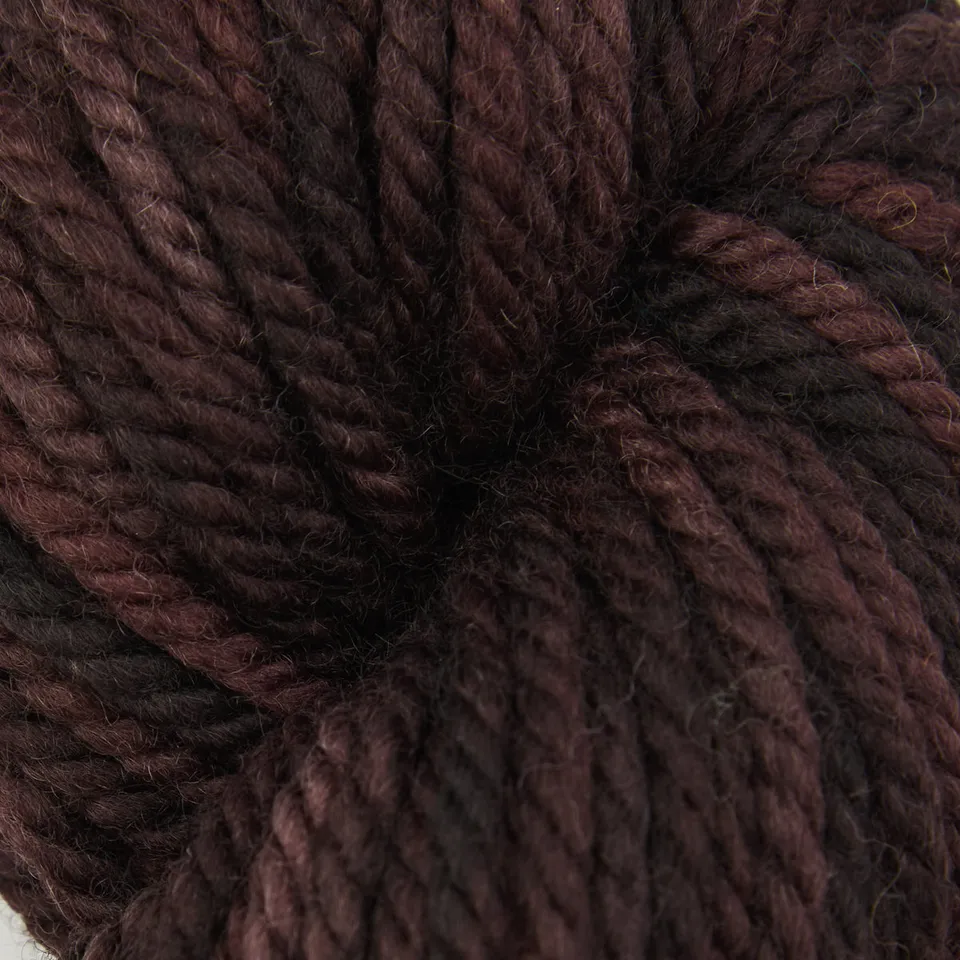 oxford-violet-jane-black-hollow-fil-tapis-marron-noir-chin image 1