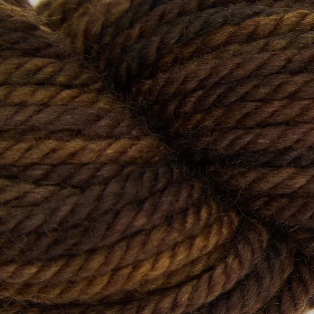 violet-jane-brown-bear-fil-laine-marron-chin-punch-needle image 1
