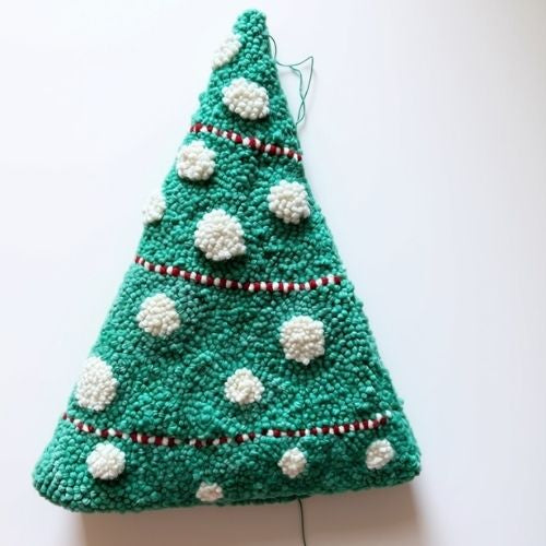oxford-courses-o-christmas-tree-cours-punch-needle-sapin-3d image 3