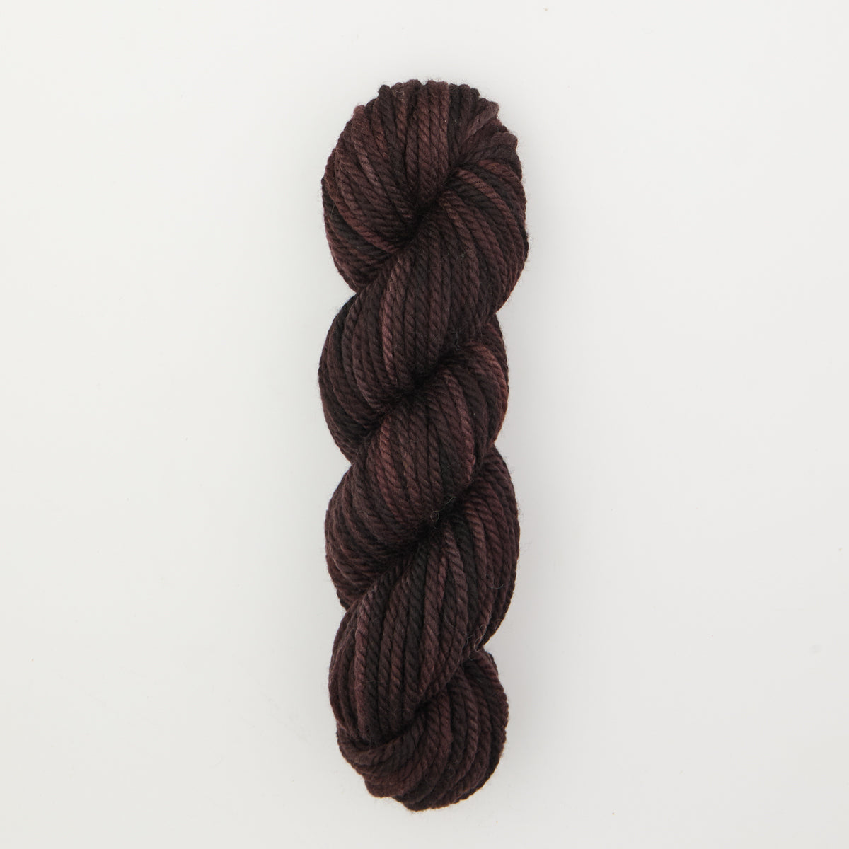 oxford-violet-jane-black-hollow-fil-tapis-marron-noir-chin image 2