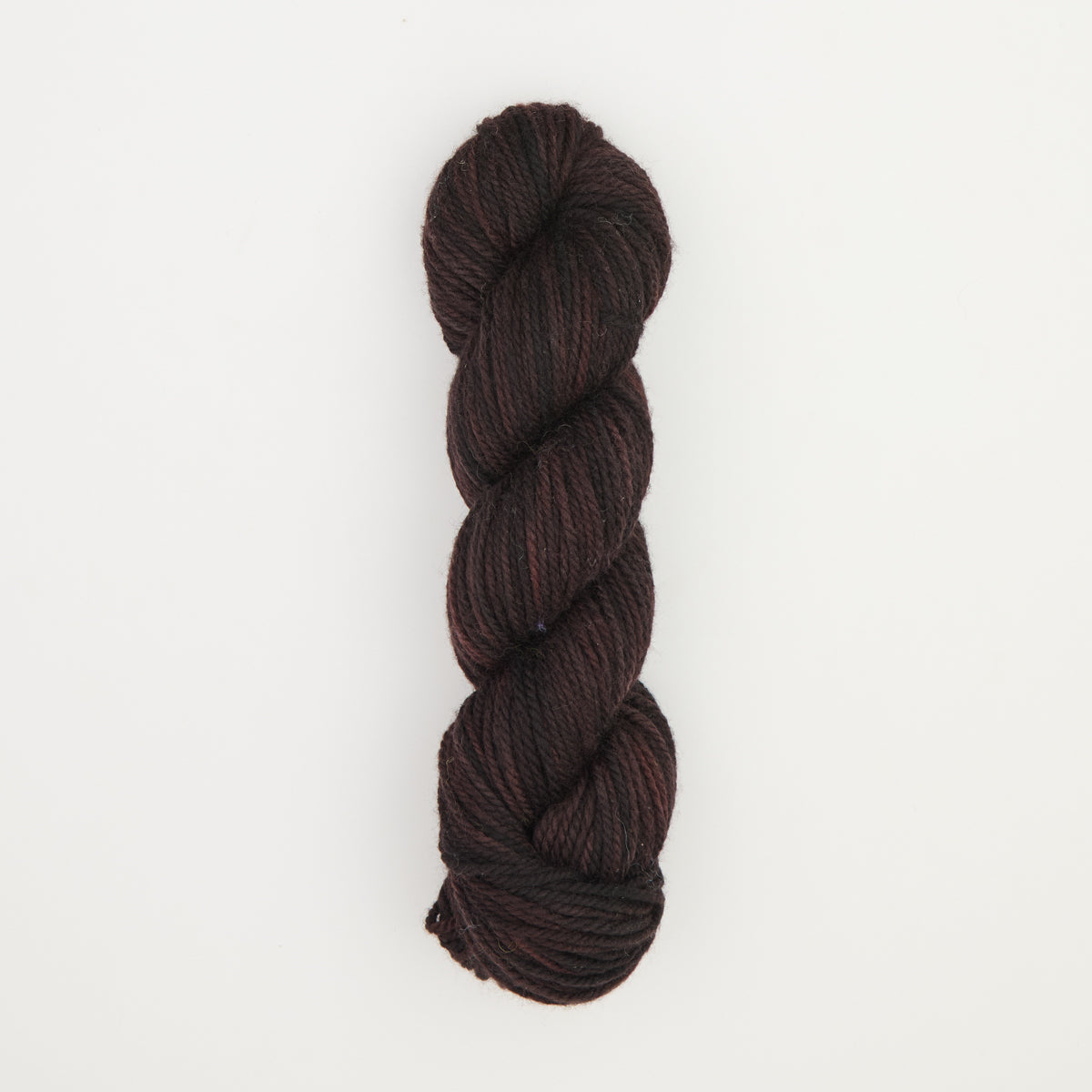 the-oxford-company-violet-jane-black-hollow-fil-laine-fine-marron-4oz image 2