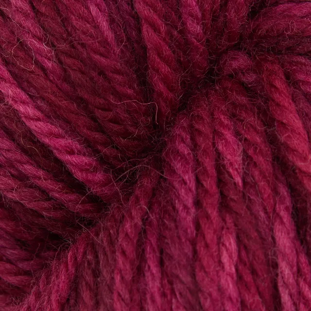 the-oxford-company-violet-jane-black-raspberry-fil-fin-prune-100-laine image 1