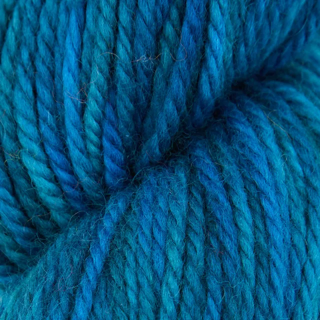 the-oxford-company-violet-jane-summer-day-fil-bleu-131-yards image 1