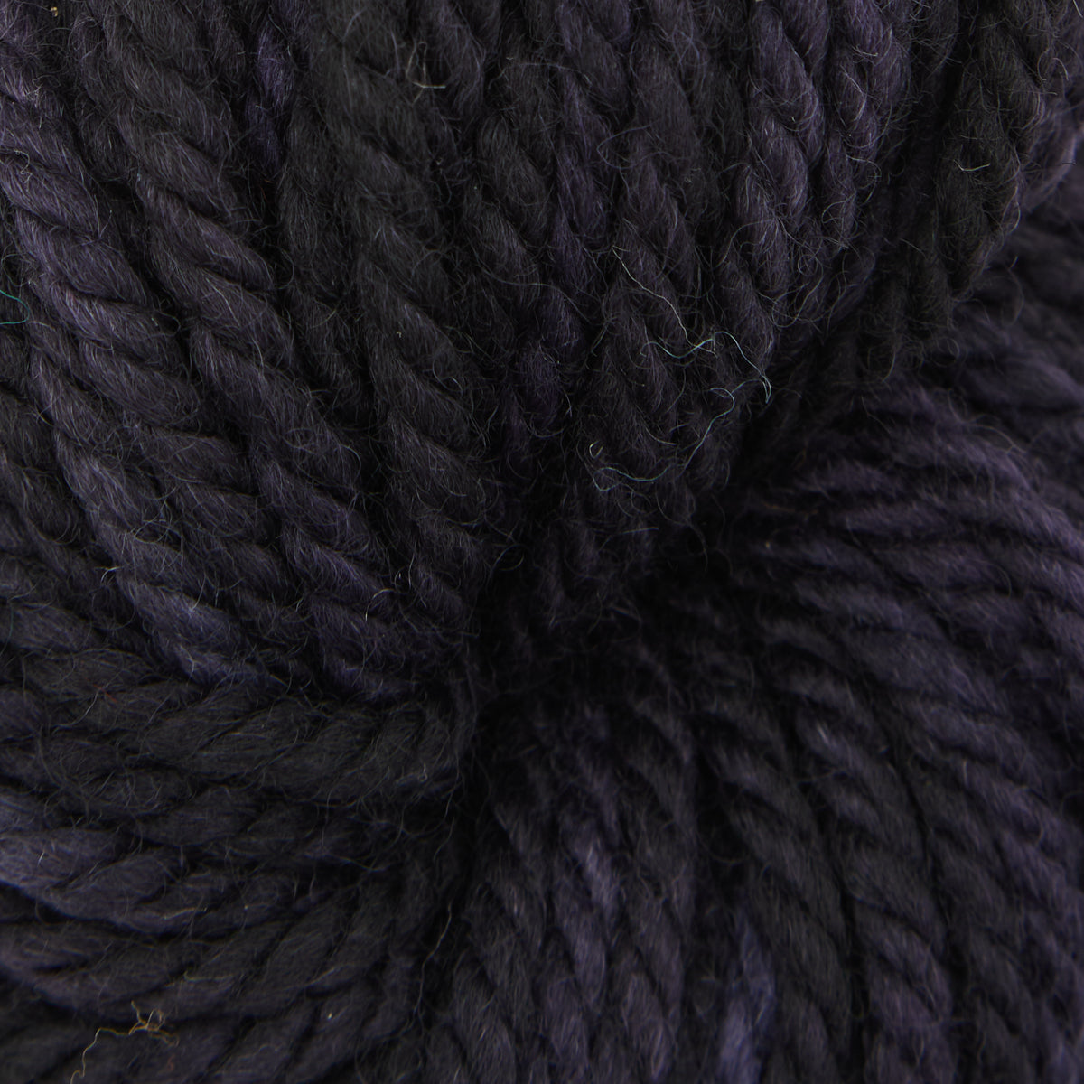 oxford-violet-jane-blackberry-fil-laine-100-laine-violet image 1