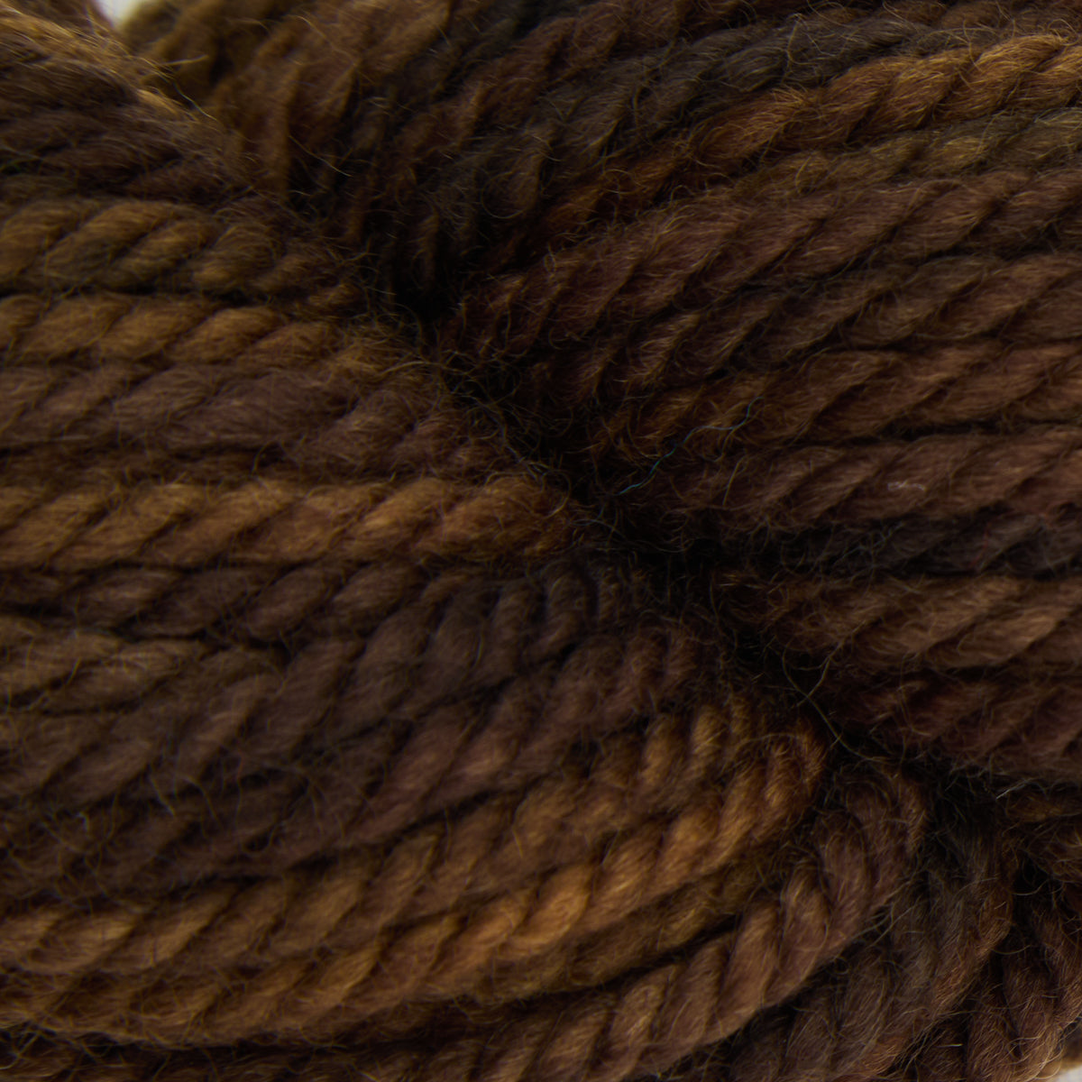 violet-jane-brown-bear-fil-laine-marron-chin-punch-needle image 1