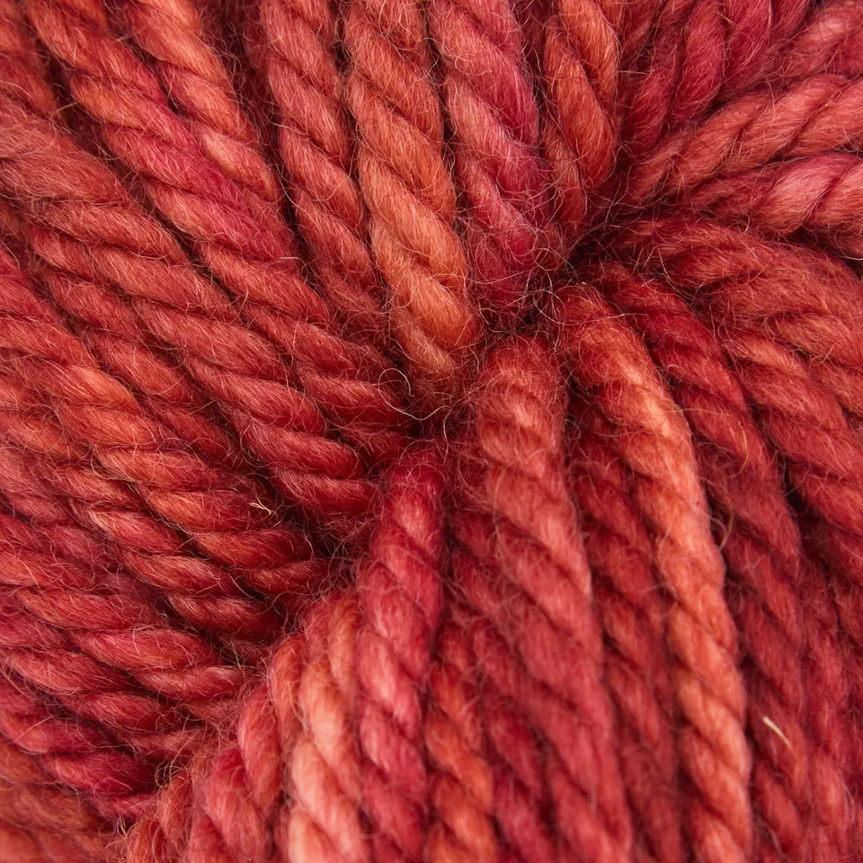 oxford-violet-jane-rhubarb-laine-tapis-rouge-113-g image 1