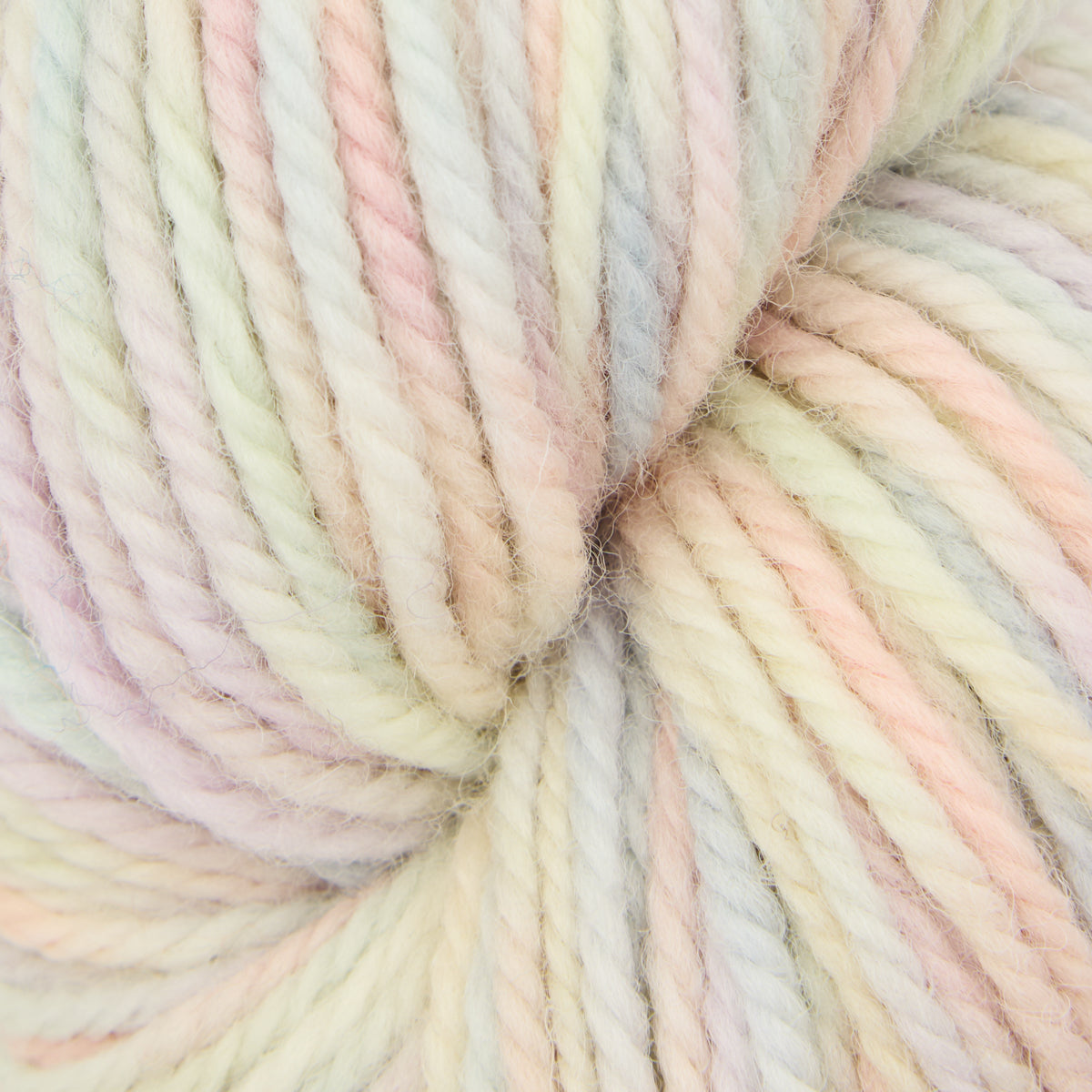 the-oxford-company-violet-jane-sidewalk-chalk-laine-fine-113-g image 1