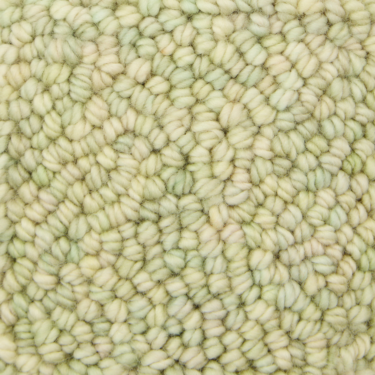 oxford-violet-jane-mountain-mama-fil-tapis-laine-vert-c-ladon-113g image 3