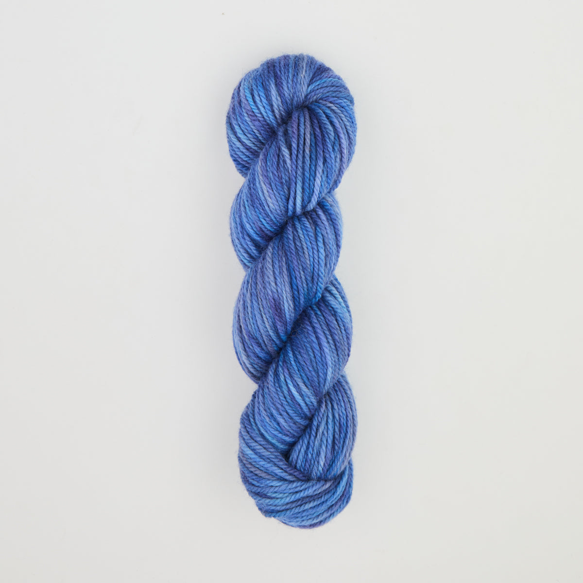 the-oxford-company-violet-jane-blue-my-mind-fil-punch-needle-bleu-cobalt-113g image 2