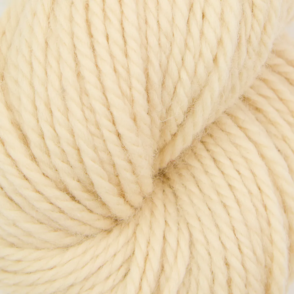 the-oxford-company-violet-jane-warm-and-cozy-fil-fin-laine-beige-113g image 1