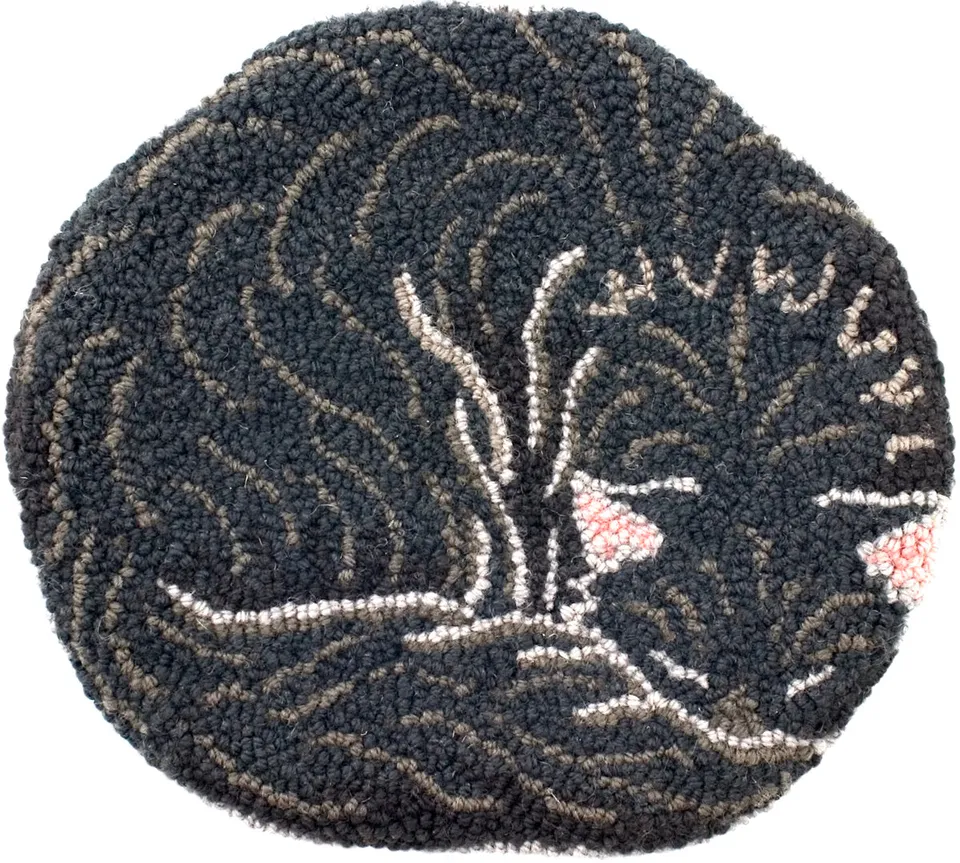 oxford-punch-needle-patterns-long-haired-cat-patron-chat-30-5x35-6-cm image 1