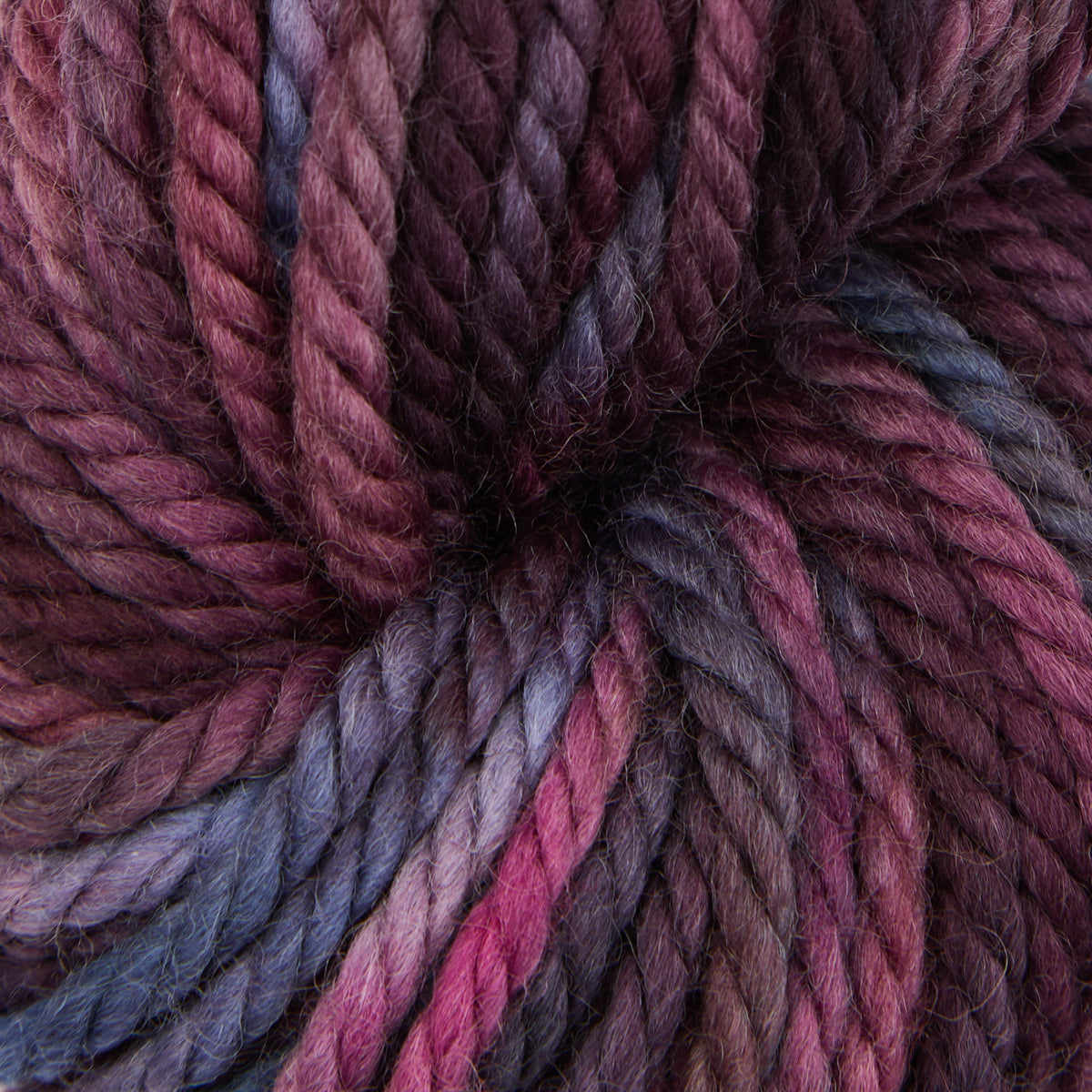 oxford-violet-jane-evocative-fil-laine-tapis-prune-113g image 1