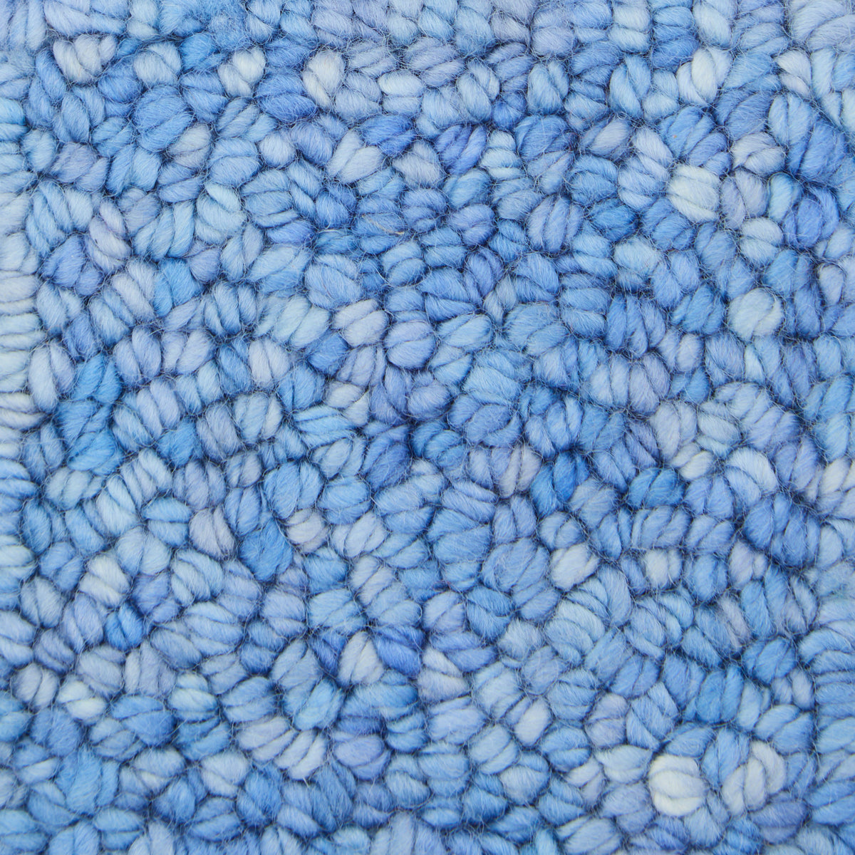 the-oxford-company-violet-jane-lobelia-fil-punch-bleu-laine image 3