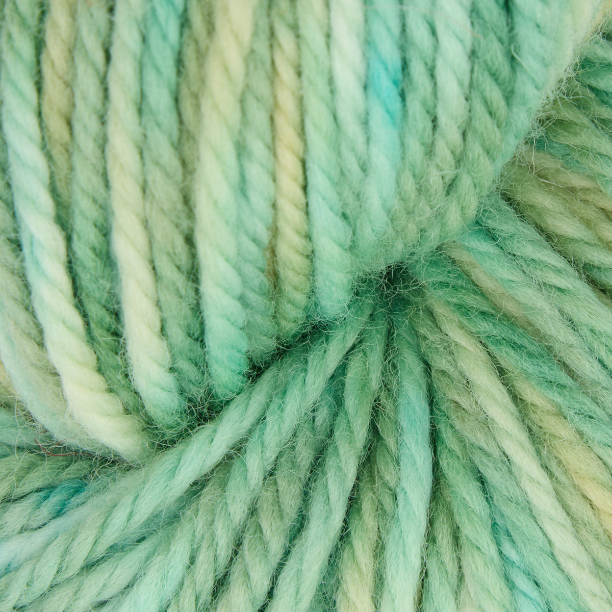 oxford-violet-jane-yarn-tadpole-fil-fin-vert-menthe-113g image 1
