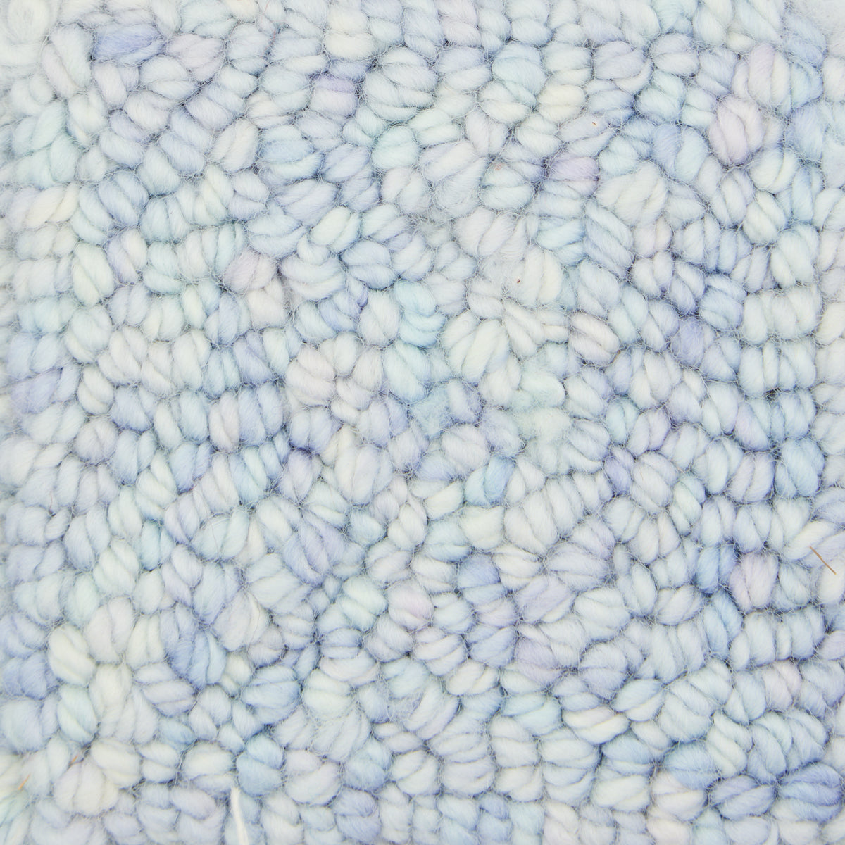 oxford-violet-jane-heidi-s-crystal-laine-tapis-bleue-113g image 3