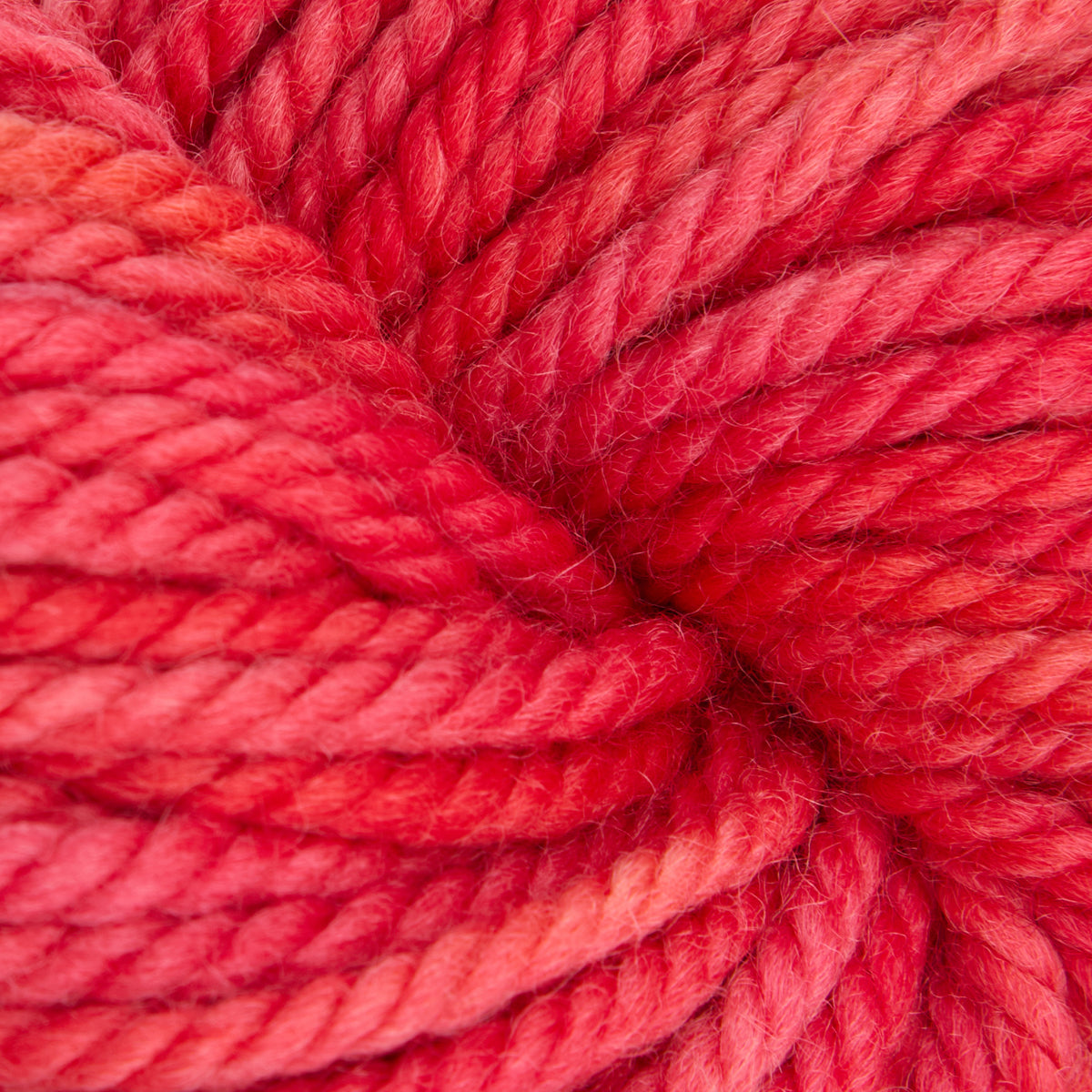 the-oxford-company-violet-jane-cyclamen-laine-punch-needle-rose-vif-113-g image 1