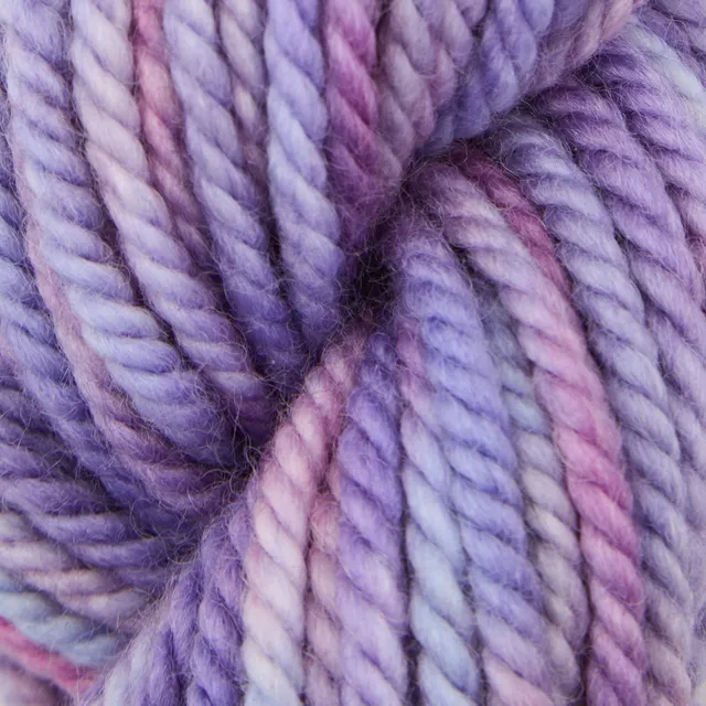 the-oxford-company-violet-jane-magic-hour-laine-tapis-violette image 1