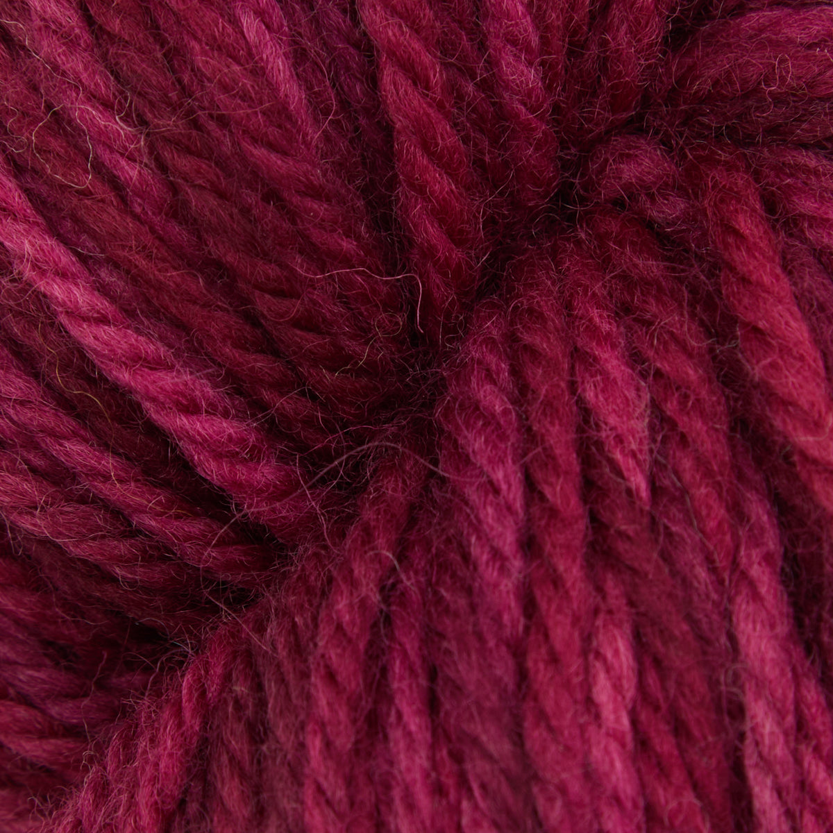 the-oxford-company-violet-jane-black-raspberry-fil-fin-prune-100-laine image 1