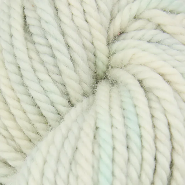 violet-jane-iceberg-fil-tapis-punch-needle-100-laine image 1