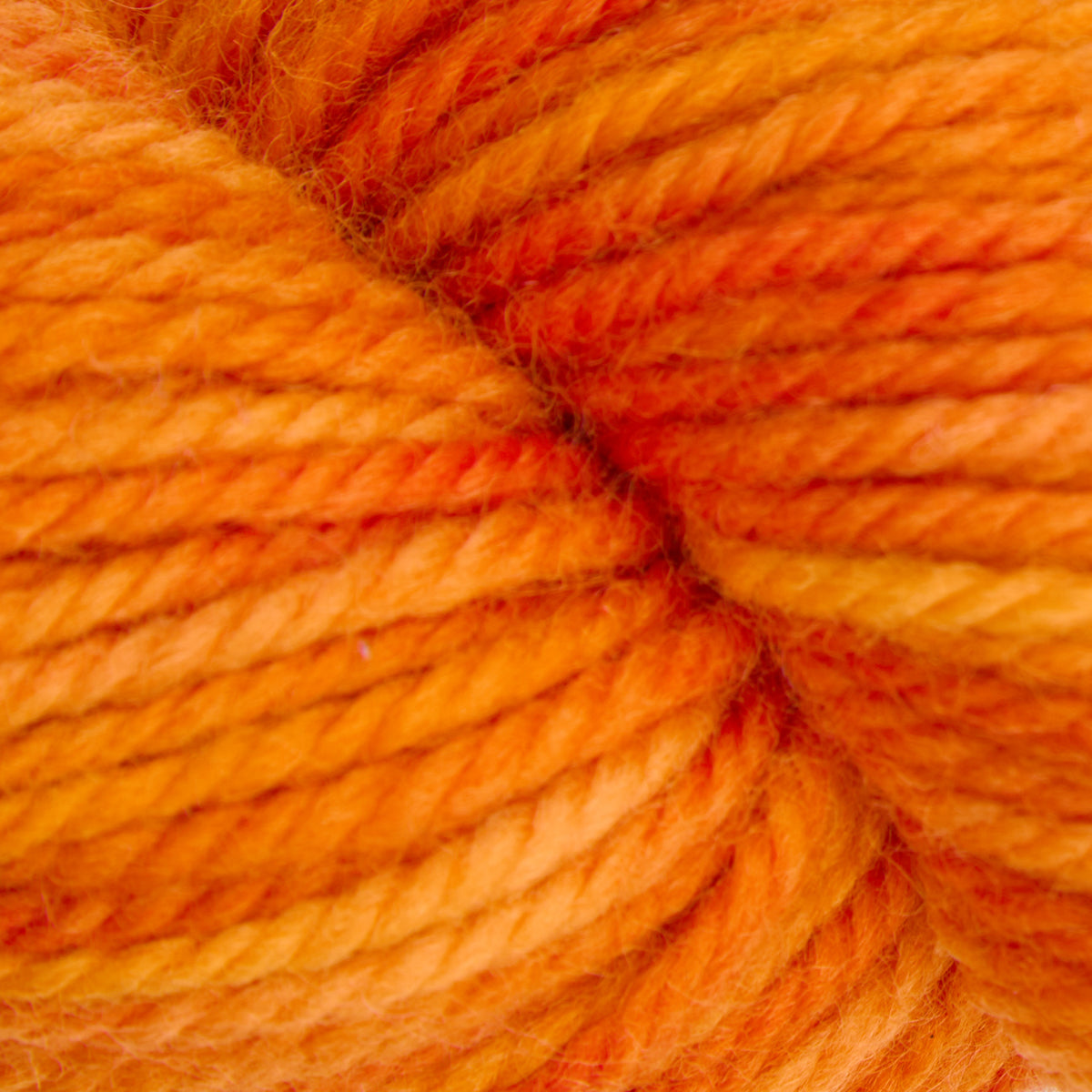 violet-jane-scotch-bonnet-fil-fin-orange-100-laine image 1
